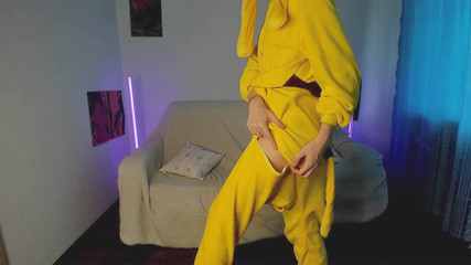 الزانية المقدسة studio