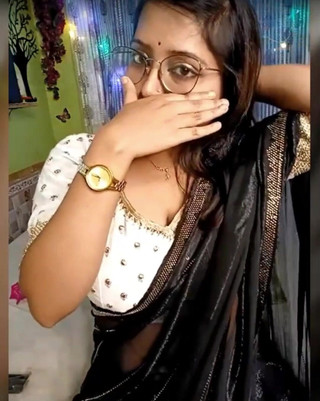 فتاة منتديات تظهر لها الثدي الطبيعية الكبيرة والحمار الكبير في كاميرا ويب كاملة عارية