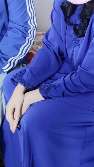 الجنس زوجة عربية الحجاب