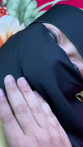 ممارسة الجنس مع حماتي عندما لا تكون زوجتي في المنزل