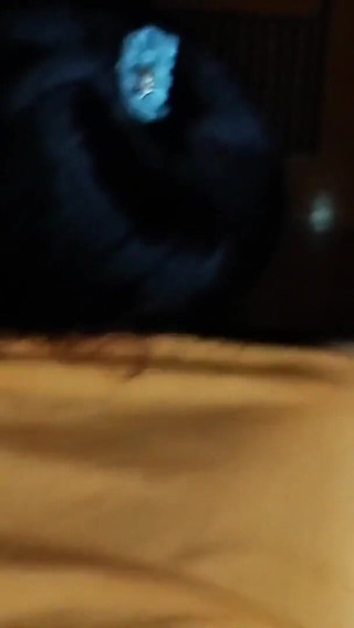 لقد ضاجعت زوجة صديقي لأول مرة في حقل الذرة اليوم